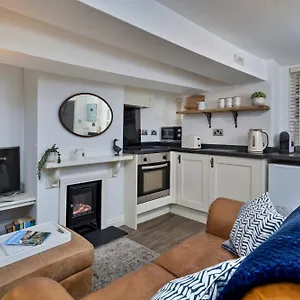 Finest Retreats - Duck Down Whitby